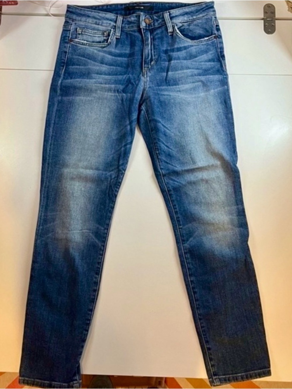 Joe’s Jeans EUC Addie Skinny Ankle Jeans Medium Wash Size 30 Stretch